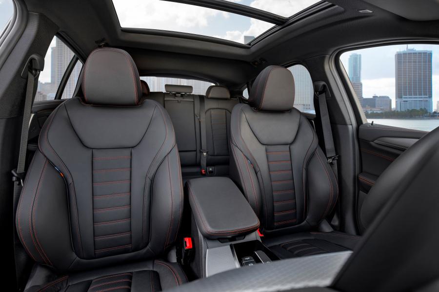 Интерьер BMW X4 M40d (G02) 2018 года  (WW) (фото 41 из 213)